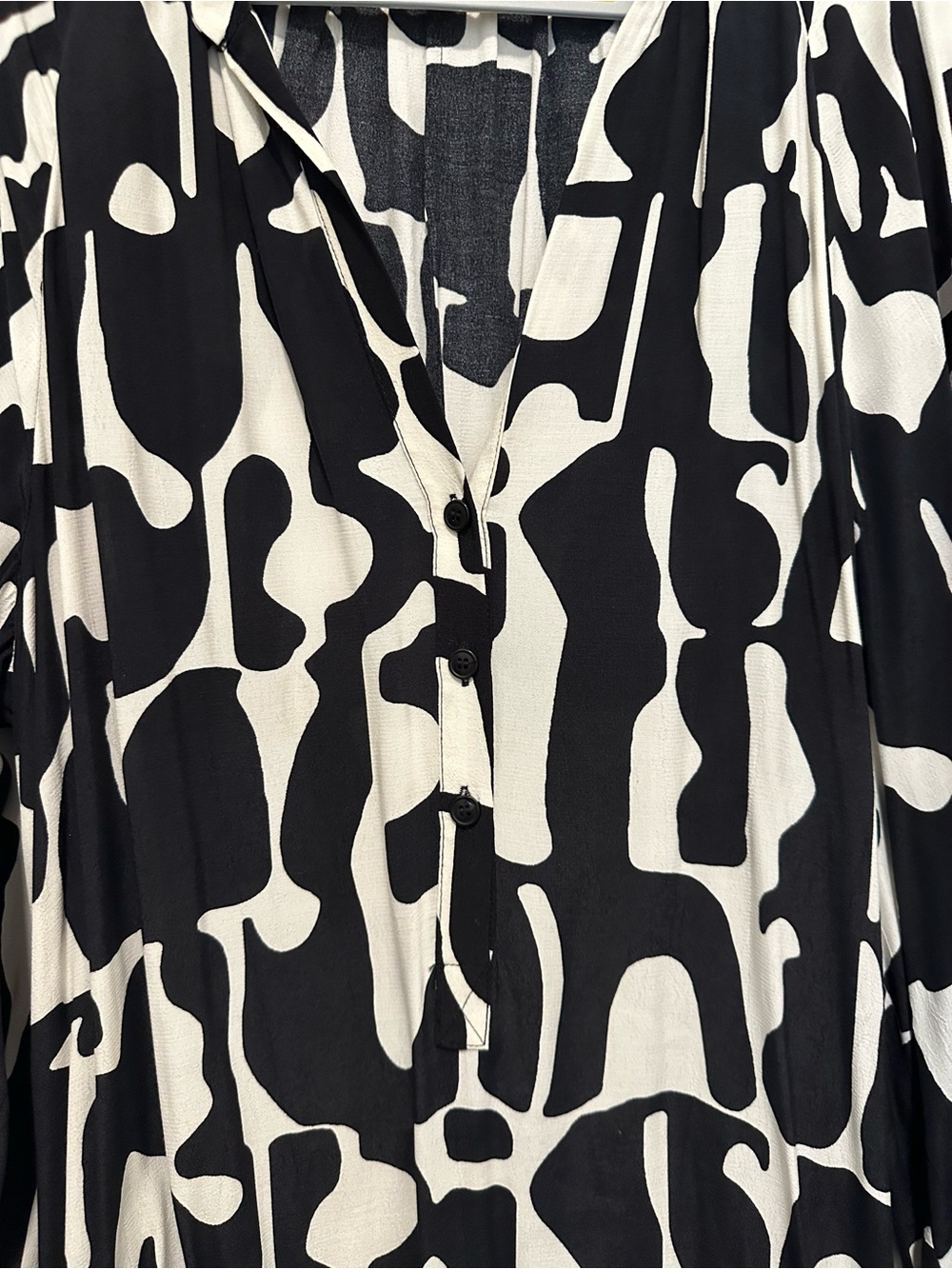 Zara Black and White Long Sleeve Printed Midi Dress - Picture 4 of 4